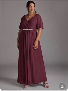 NWT Azazie Tricia Elegant V-Neck Chiffon Dress Gown.